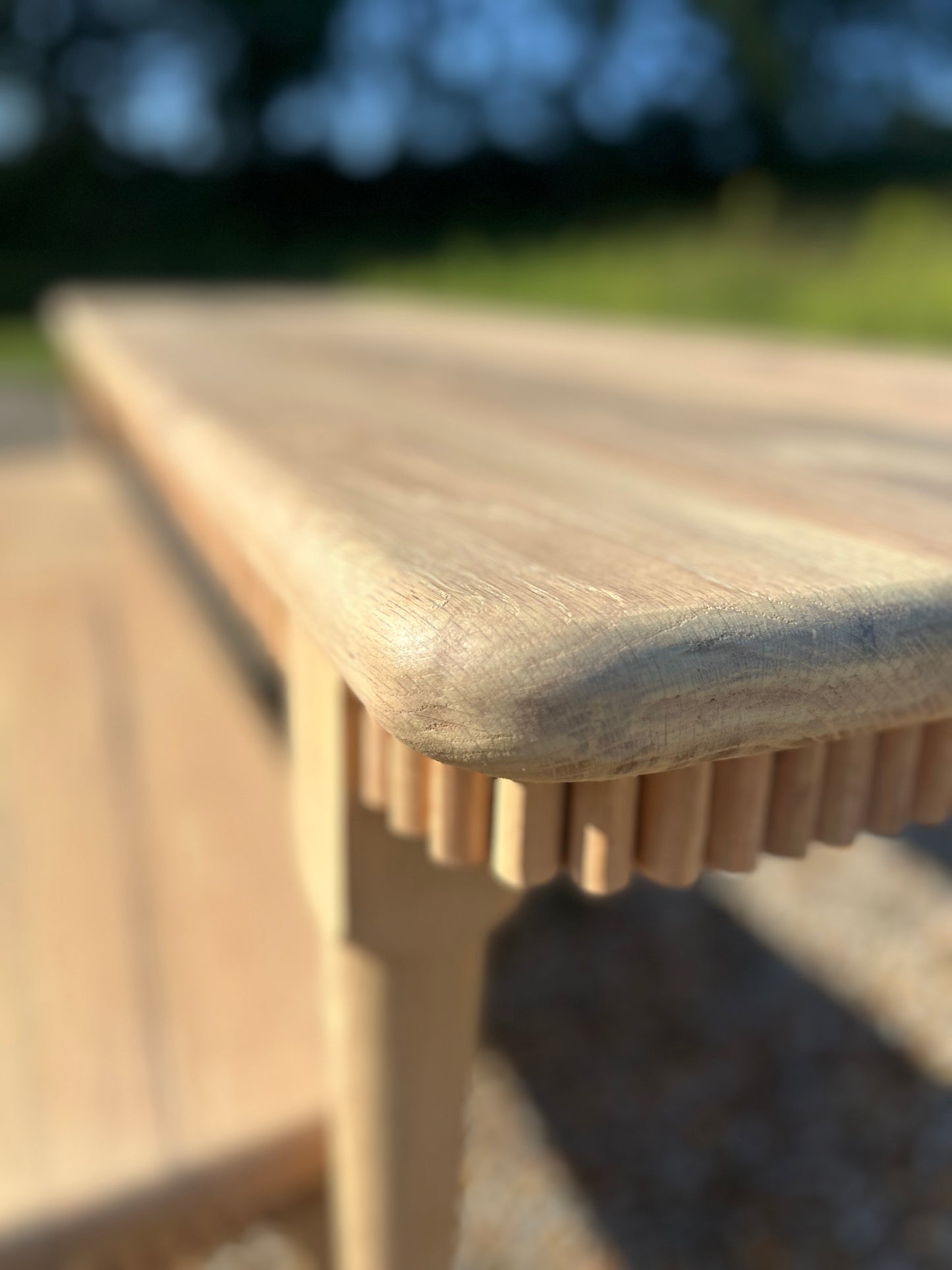 Lydia Table