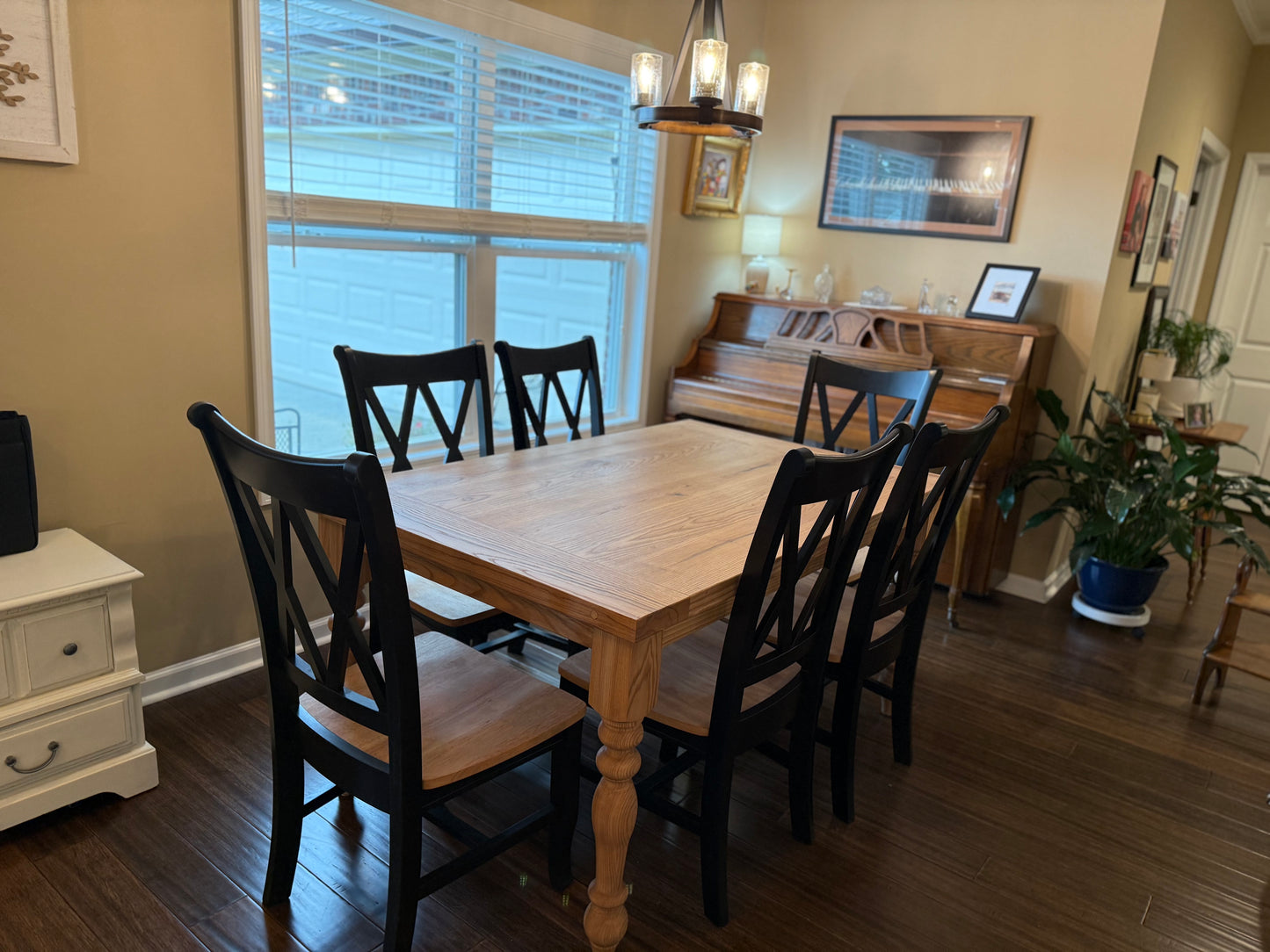 Double X Back Chair