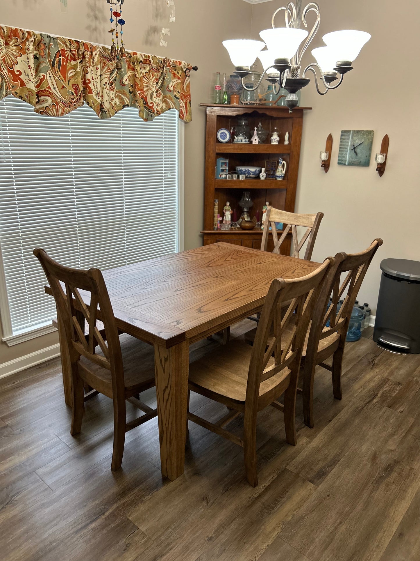 Tupelo Taper Legged Table