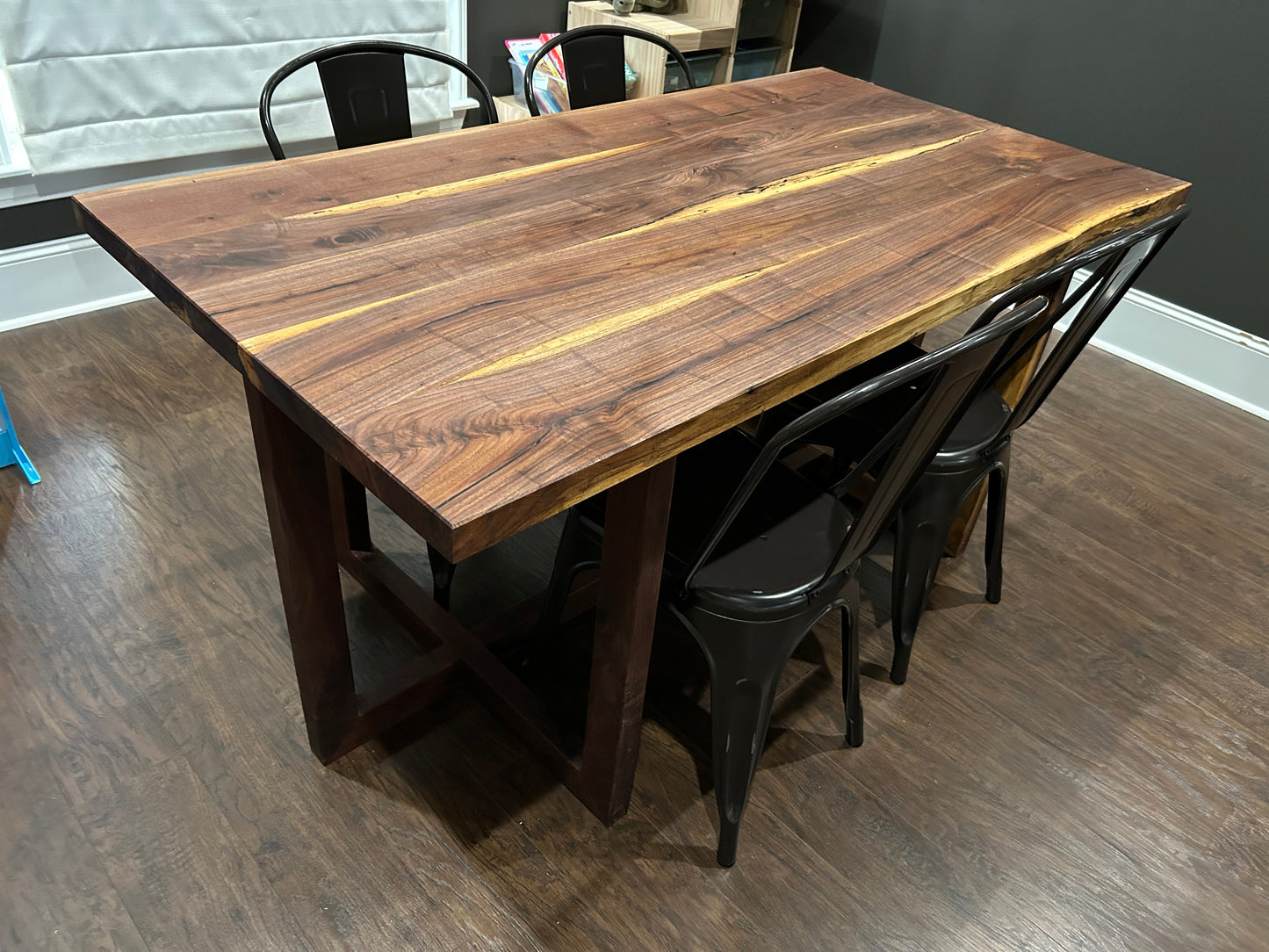 Eleanor Dining Table