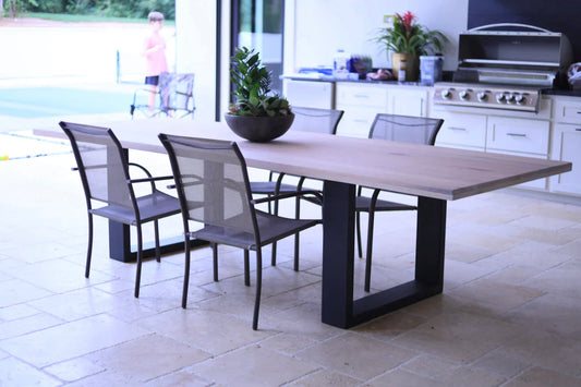 Madelyn Modern (Metal Base) Table