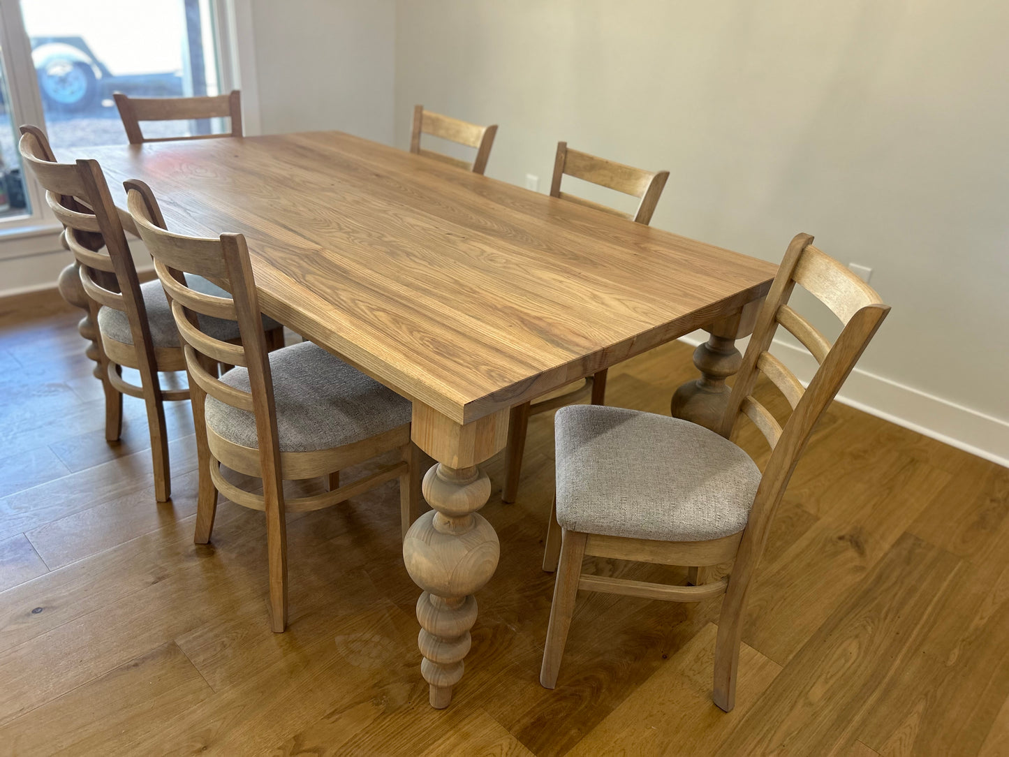 Austyn Dining Table